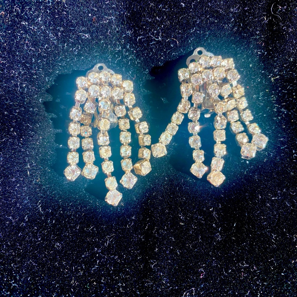 Vintage rhinestone chandelier clip-on earrings, silver tone